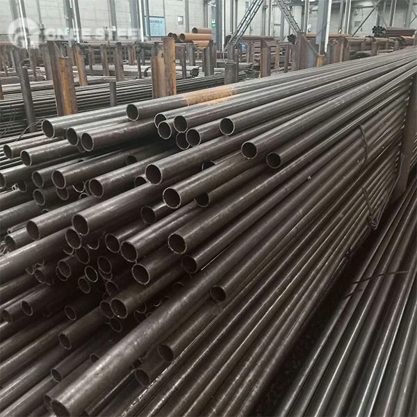 E215 Sømløse præcisionsrør