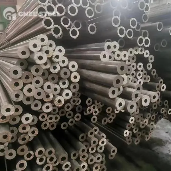 E470 koldt tegnet problemfrit rør